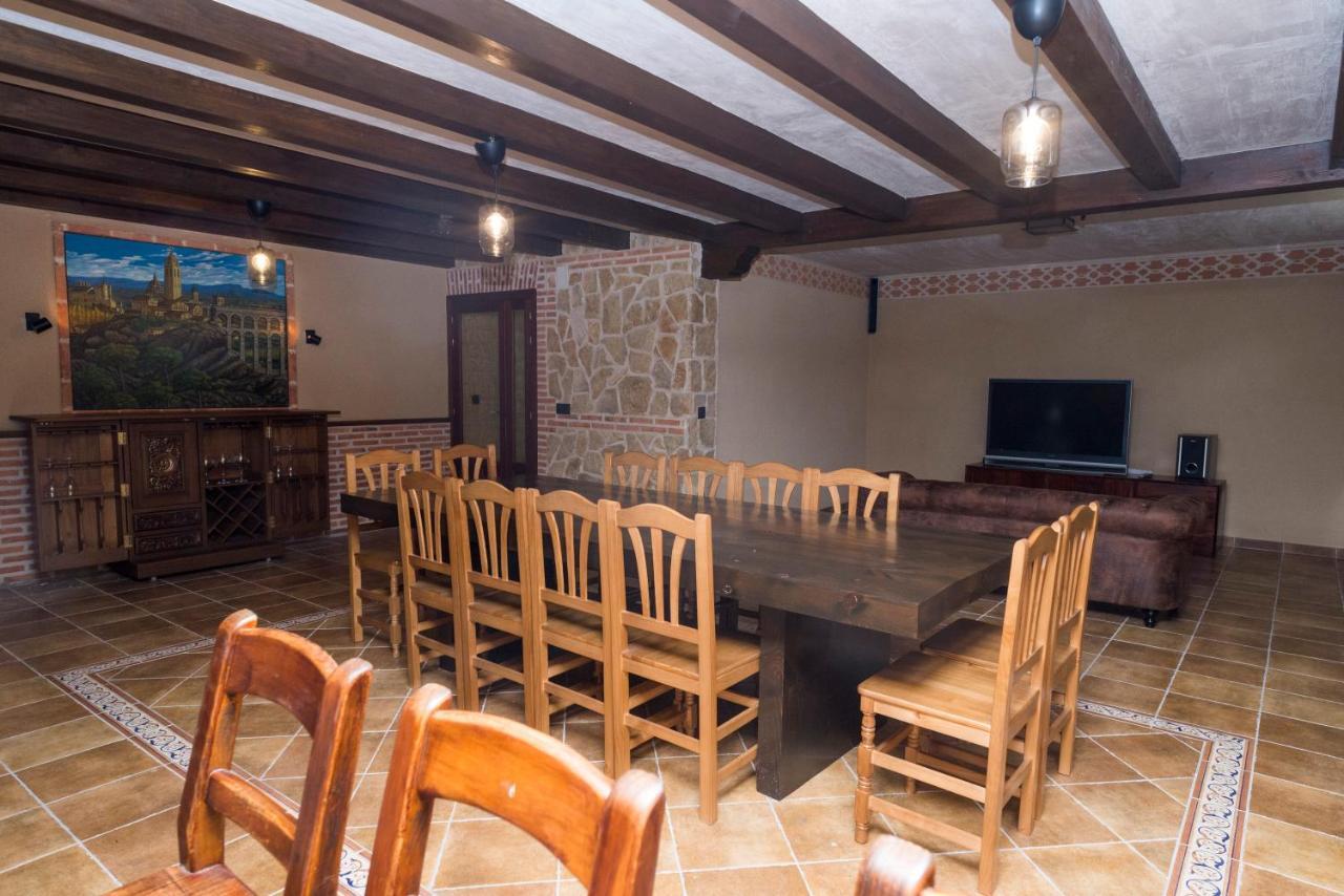 La Casa De Anver Villa La Lastrilla Luaran gambar